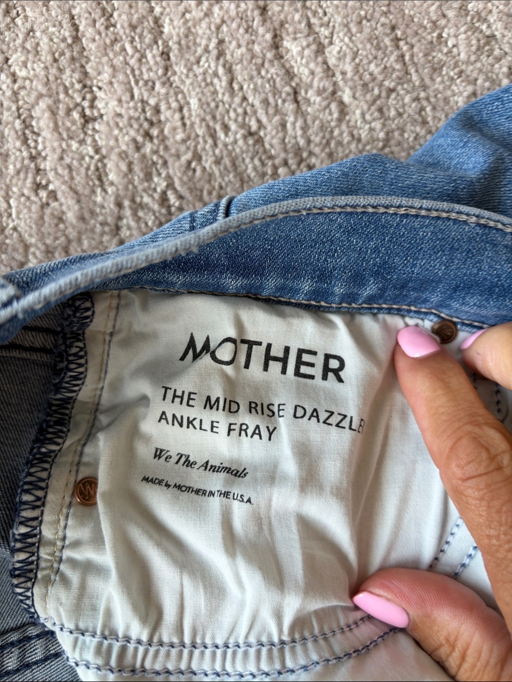 MOTHER MID RISE DAZZLER ANKLE FRAY - Picture 2 of 5